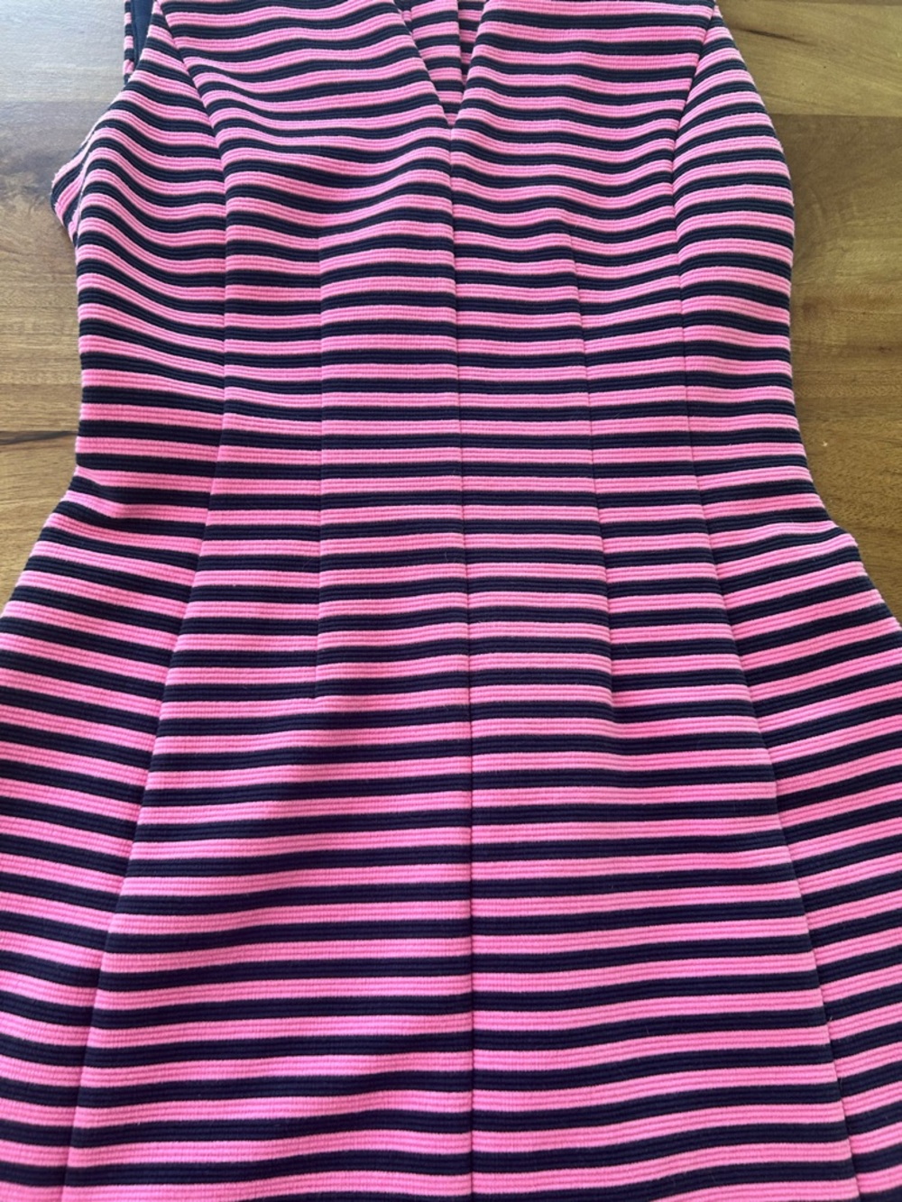 Lilly Pulitzer Pink & Navy Striped Sleeveless Dress w/ V-Notch Neck - Size XS - Picture 3 of 8